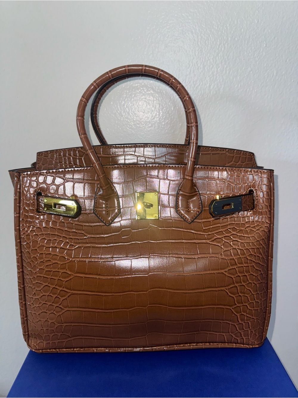 Top handle croc style satchel leather bag brown /gold hardware - Picture 2 of 7